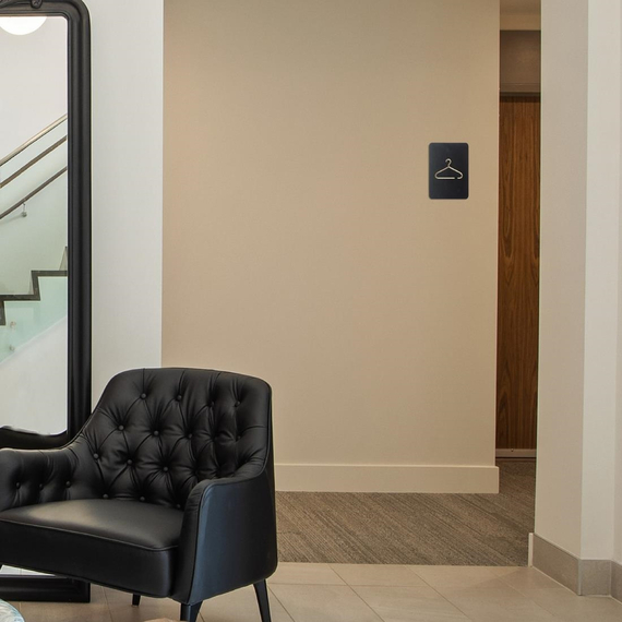 Europel Piktogrammschild Garderobe schwarz, Bild 2